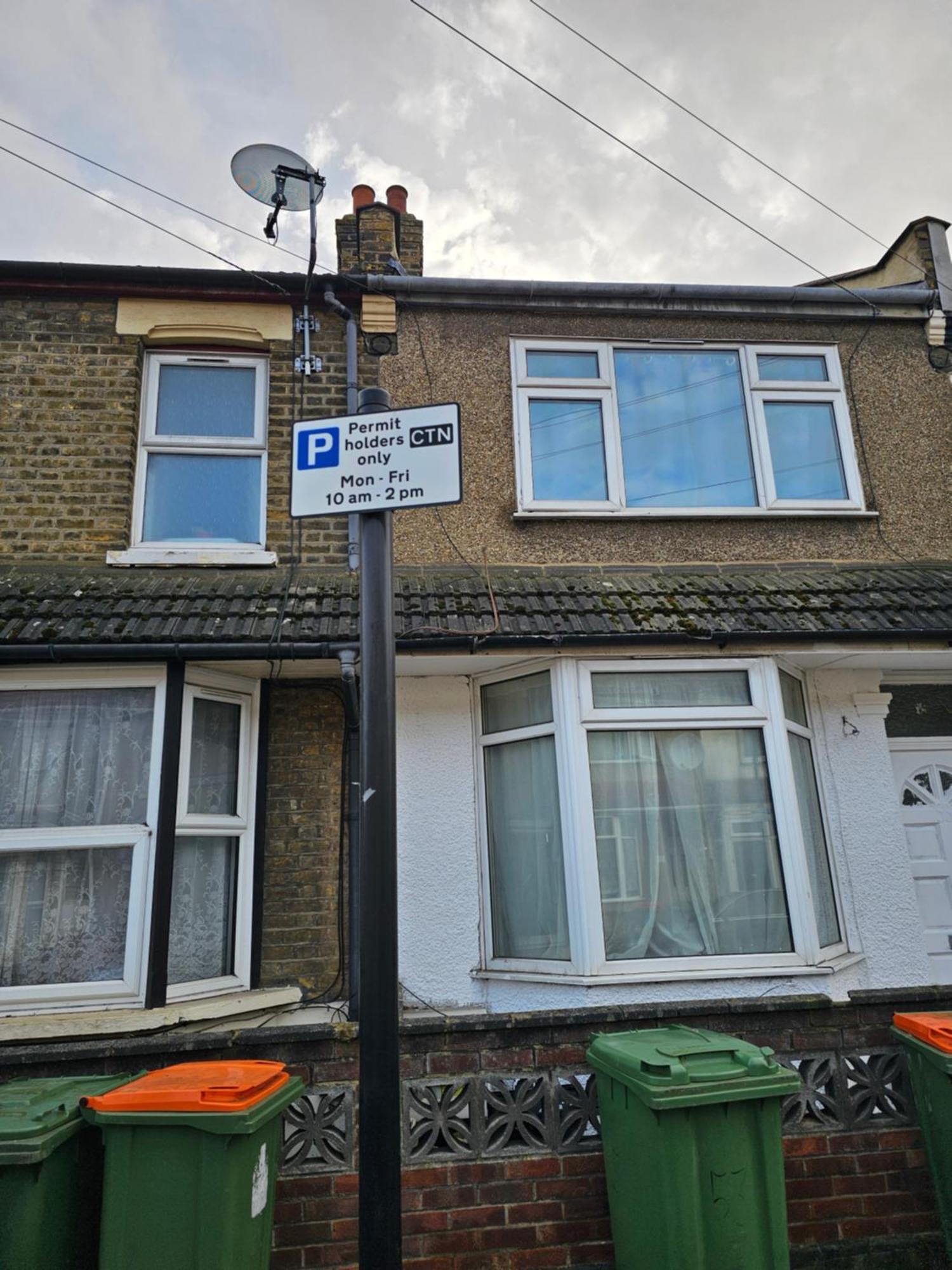 Umbrella Properties London Excel Екстериор снимка
