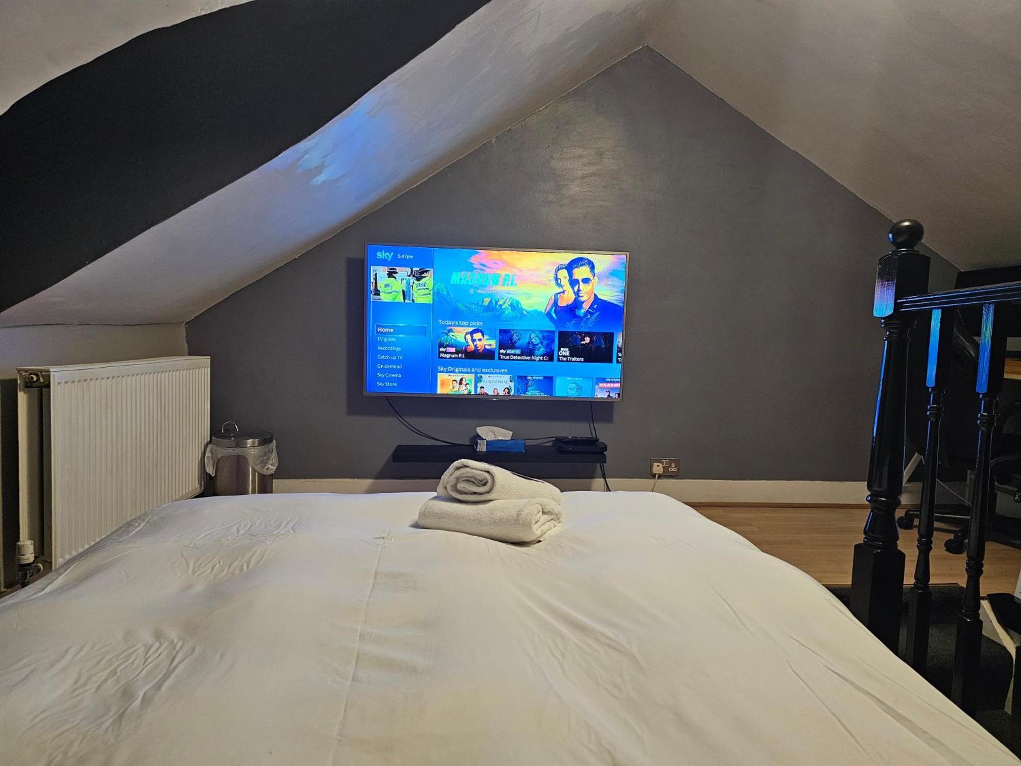 Umbrella Properties London Excel Екстериор снимка